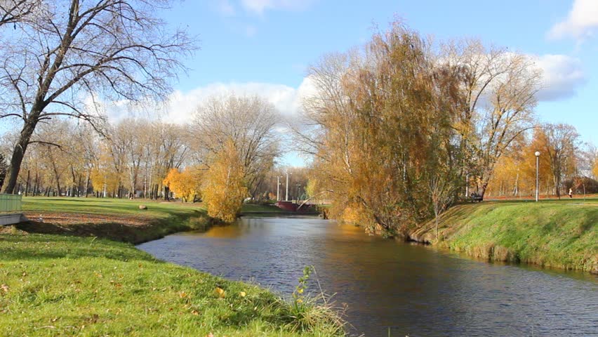 Beautiful  autumnal park and river