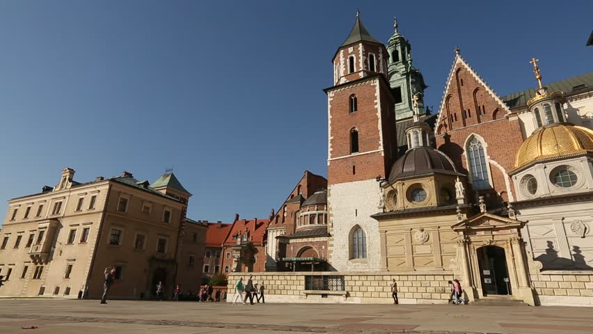 Royal palace in Wawel in Krakow, Poland. (HD)