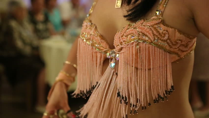 Topless Bellydance