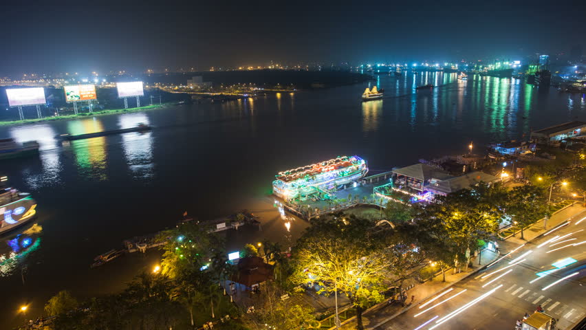 SAIGON RIVER AT NIGHT  - HO CHI MINH CITY - VIETNAM