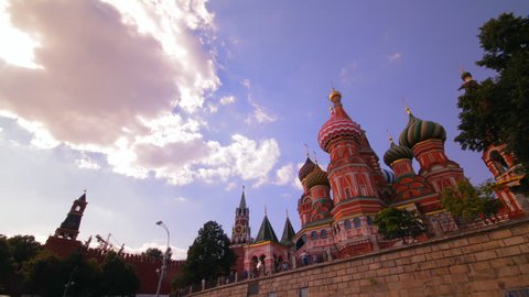 sunny Moscow kremlin time lapse