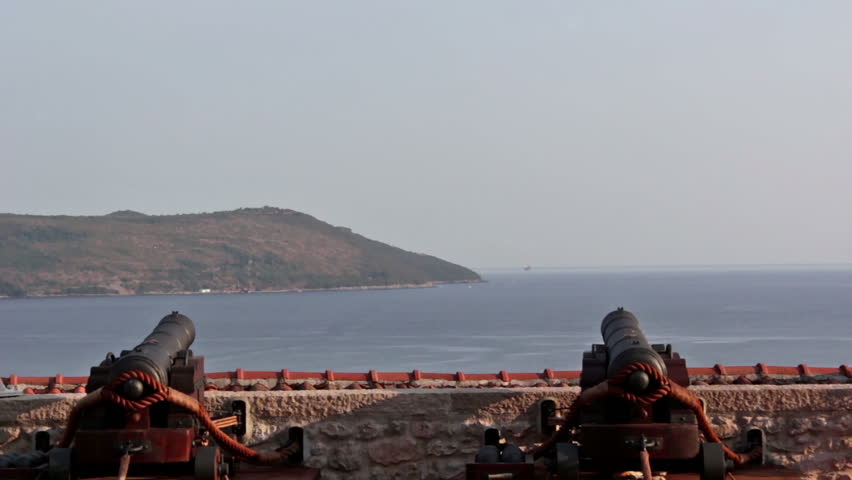 Antique guns, sea view, 2 clips