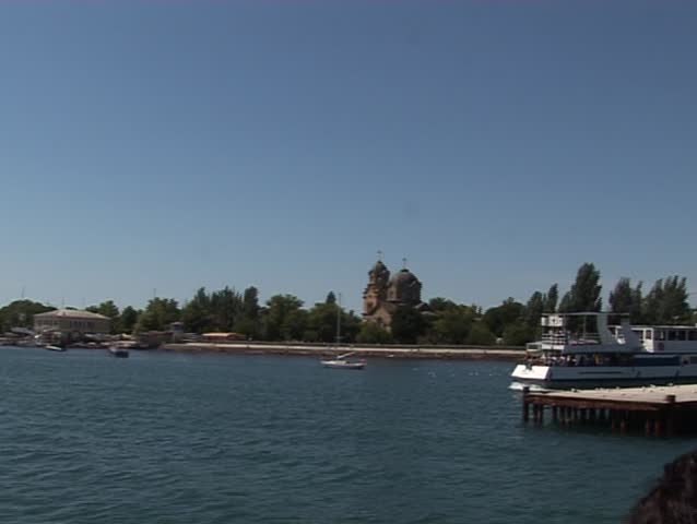 The boat docks to the shore