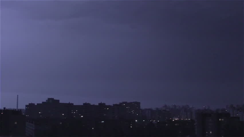 Night lightning strikes, transition clear sky to thunder sound