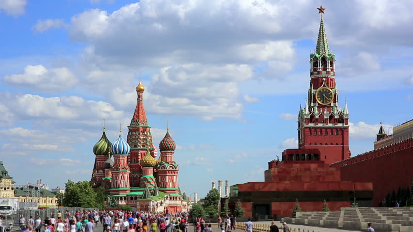 People around Saint Basil