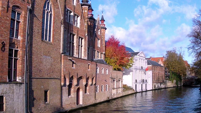 Canals of Bruges (Brugge, Belgium).