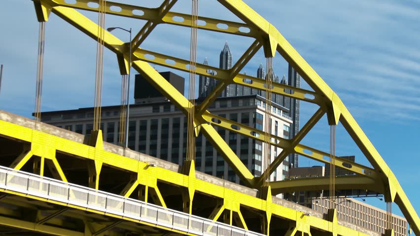 PITTSBURGH, PA - Circa November, 2013 - Zooming out to the Fort Duquesne Bridge