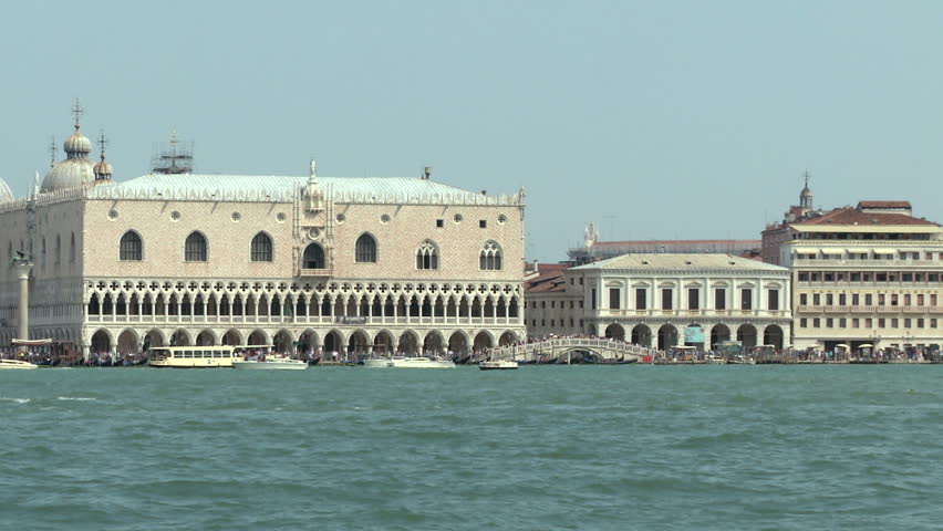 Sea view of Dogeâs Palace, Venice (Italy)