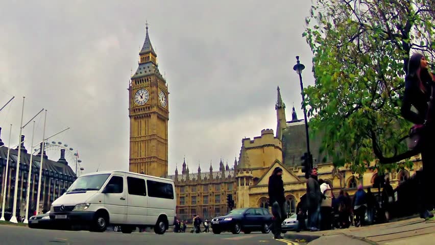 LONDON, UNITED KINGDOM - CIRCA DECEMBER, 2013: Panning  timelapse of commuters