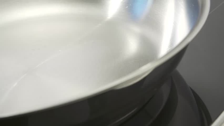 Butter melting in a hot pan | Shutterstock HD Video #5247734