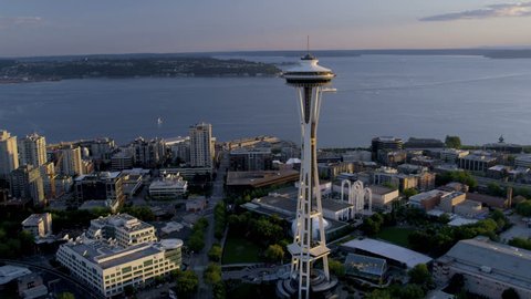 Seattle - July 2013: Aerial view at sunset Seattle Space Needle Elliot Bay, Puget Sound, Washington State, Pacific Northwest, USA, RED EPIC, 4K, UHD, Ultra HD resolution Video de stock