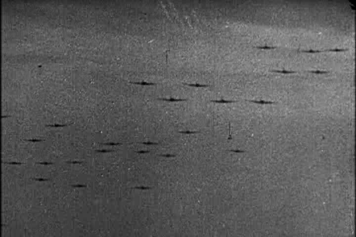 Captured 1942 German Military training film about the use of high frequency radio waves as a weapon in night fighter operations against British bombers.