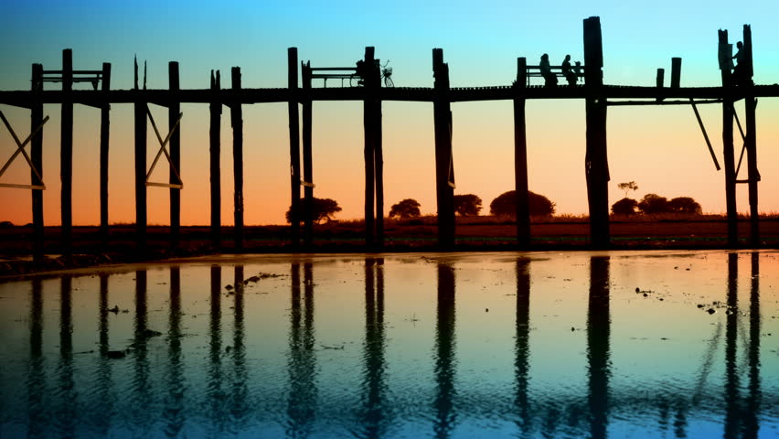 Video 1920x1080 - People on the old teak bridge. Burma. Mandalay. sunset