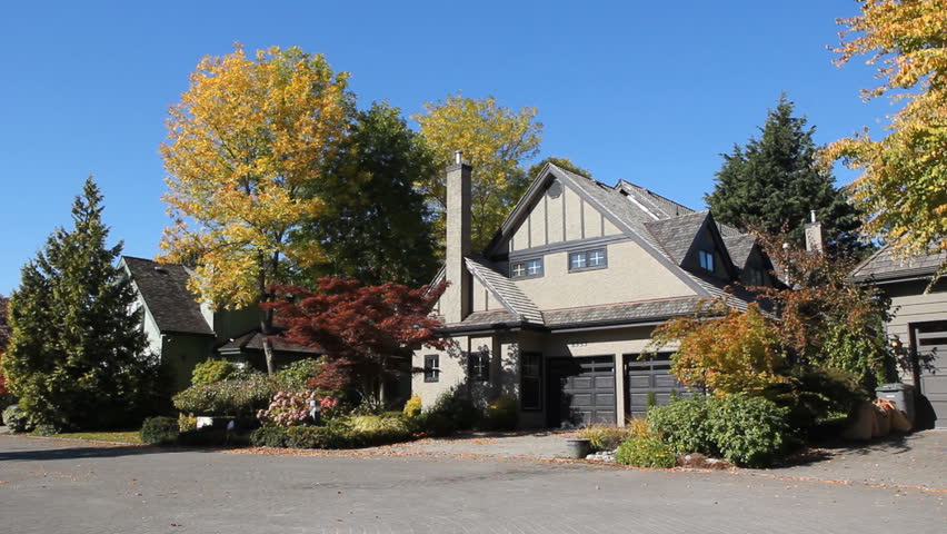 RICHMOND, BC on OCT 7th: House in Richmond, BC on October 7th, 2012. The home price index for greater Vancouver 2012 showed  the average price of a detached home in Richmond as $1,004,300.  