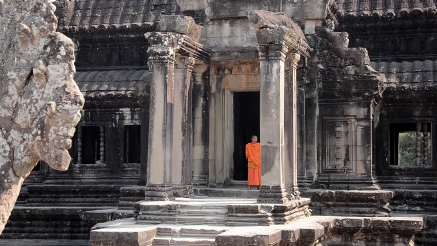 cambodian monks in angkor wat temple 