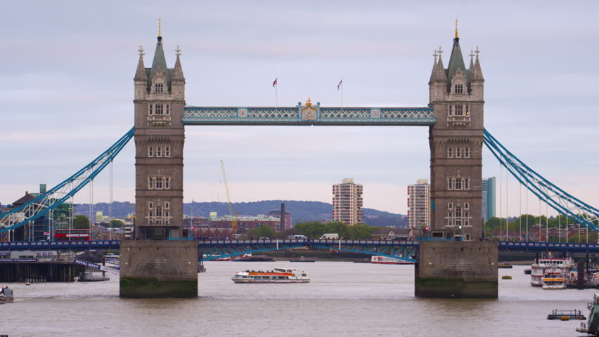 Tower Bridge timelapse