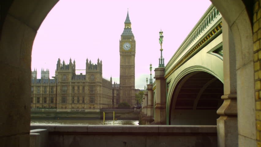 Westminster, Thames and Big Ben from a tunnel