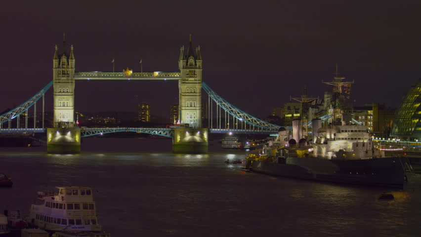 LONDON, UK - OCTOBER 10, 2011: Tower Bridge evening timelapse