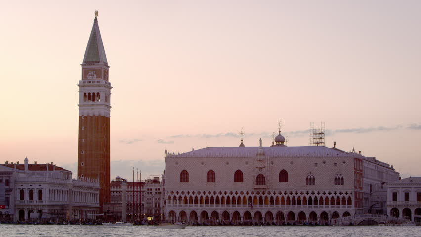 Static shot of Piazza San Marco and the Doge's palace