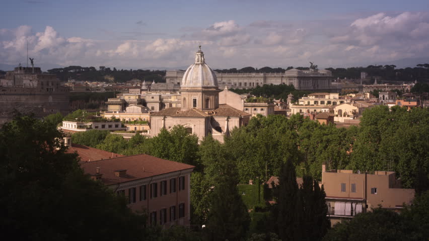 Panoramic shot of Rome skyline with Altare dell Patria