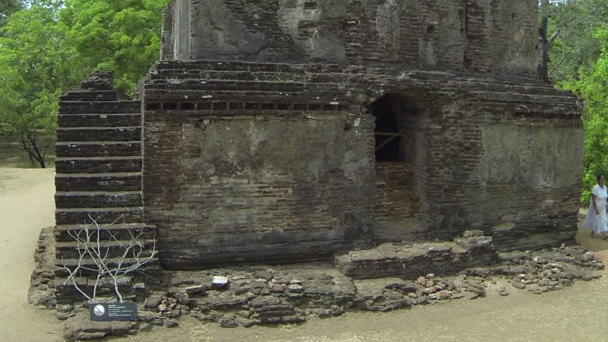 AERIAL: Ancient temples in Sri Lanka