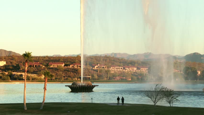 FOUNTAIN HILLS, ARIZONA - DECEMBER 23: Landmark fountain erupts in the Phoenix suburb Fountain Hills, Arizona on December 23, 2013.
