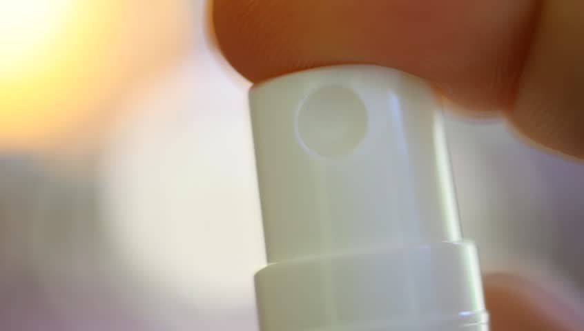 macro lens cleaning cloth and spray