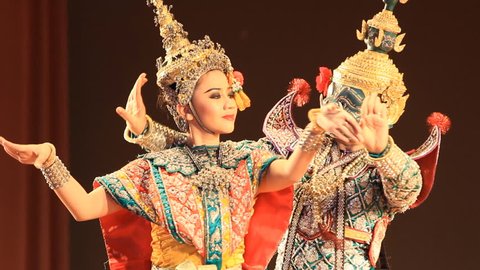 PHITSANULOK, THAILAND-MARCH 21: Unidentified actress is showing Thai ballet in Nangloi : play performed by all female at Naresuan university on Mar 21, 2014 in Phitsanulok, Thailand.