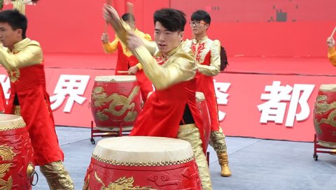 JIANGXI - MAY 20: traditional drum performance on May 20, 2014   in Jiangxi, China.