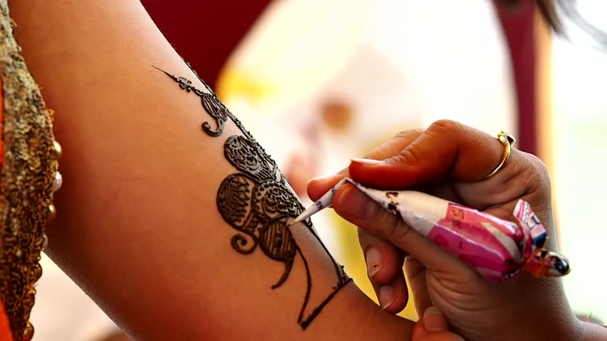 Free Photos - Henna Tattoo Artist At Work | FreePixel.com