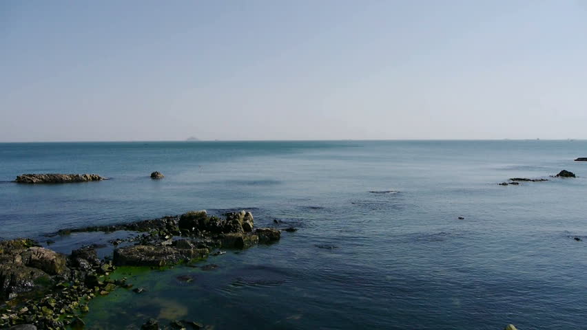 Ocean Water Surface and Rock 스톡 동영상 비디오(100% 로열티 프리) 6561839 | Shutterstock