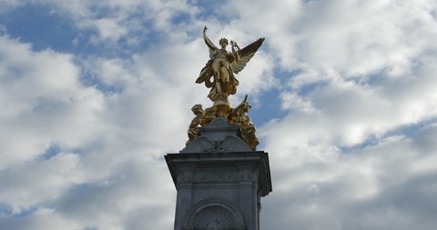 The Victoria Memorial at Buckingham Palace 4K time lapse -  Using 4K GH4 with Voigtlander Nokton 25mm F0.95 MFT lens, capturing the atmosphere of London