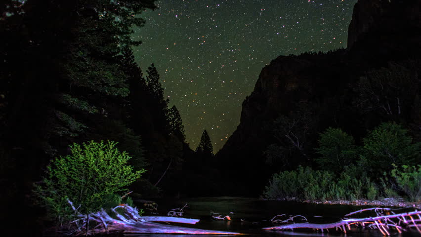 Stars Sky Timelapse Over beautiful river mountain valley in King