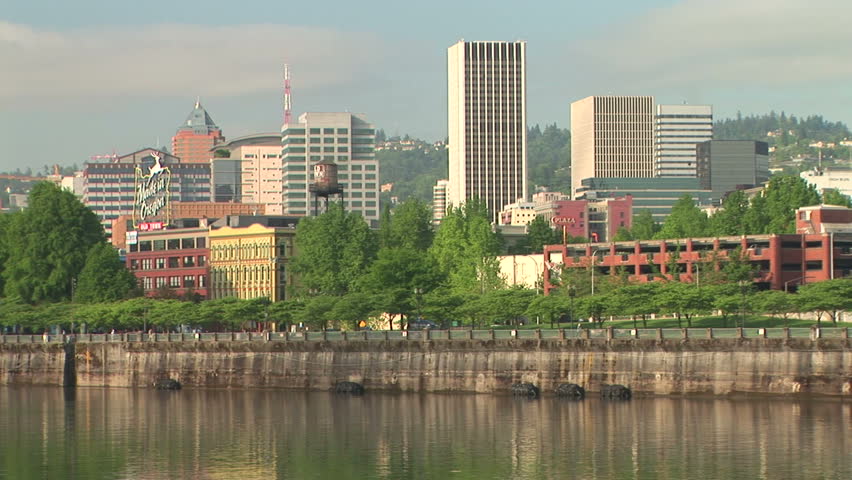 Waterfront park along the Willamette river and Downtown Portland, Oregon
