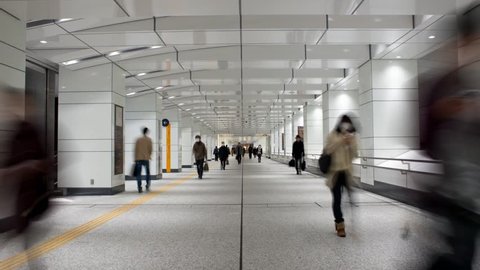 T/L People walking in the Shinujuku underground, Tokyo, Japan