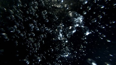 Bubbles - n4 - under-water-camera / Snorkle-Lens / 4K / UHD/ / 29.97