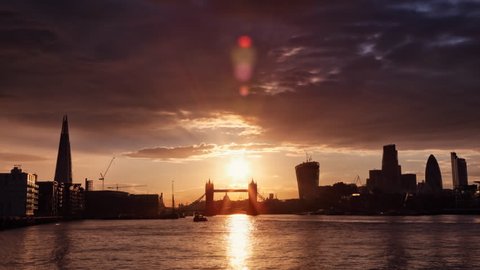 Perfect Sunset with London Tower Bridge, Shard, Walkie Talkie, Time Lapse
4k + 1080p