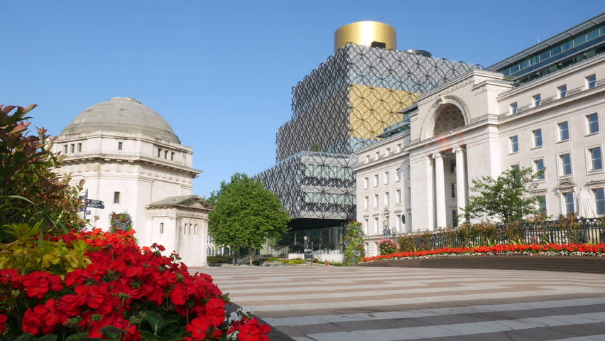 Birmingham, England, Baskerville House, Library and Hall of Memory.
Centenary Square, Birmingham. Baskerville House, the Hall of Memory and the Library of Birmingham in the background.
