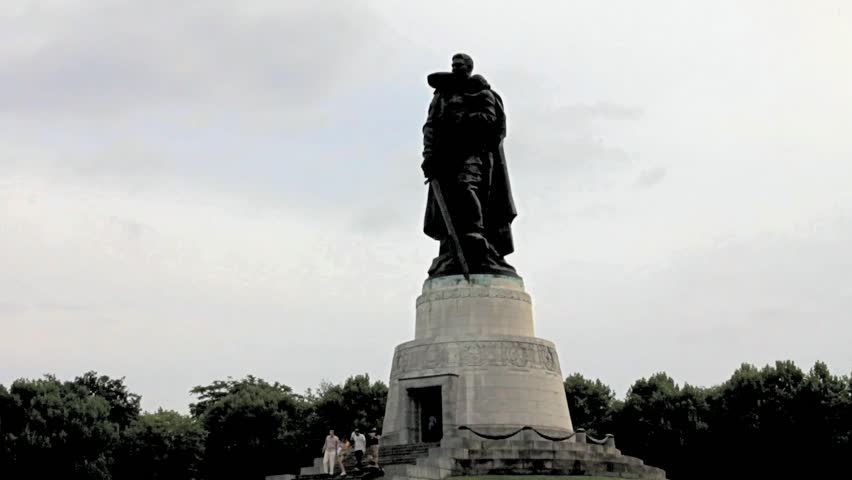 Soviet War Memorial in Treptower Park, Berlin, Germany. Memorial commemorate the Battle of Berlin in 1945 where 80,000 soldiers died. It opened at 1949