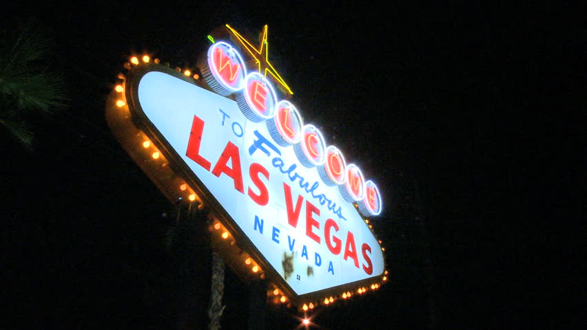 Welcome to Vegas sign - low angle (3 of 5)
