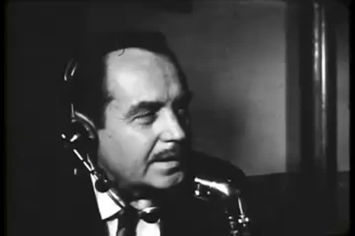 CIRCA 1950s - How television shows are produced in 1960.