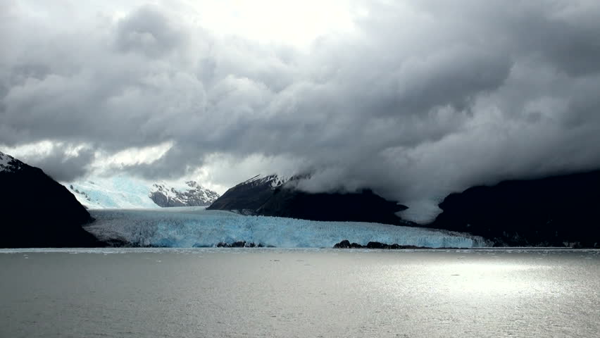 Chile - South Patagonia - Amalia Glacier - Skua Glacier - Bernardo O