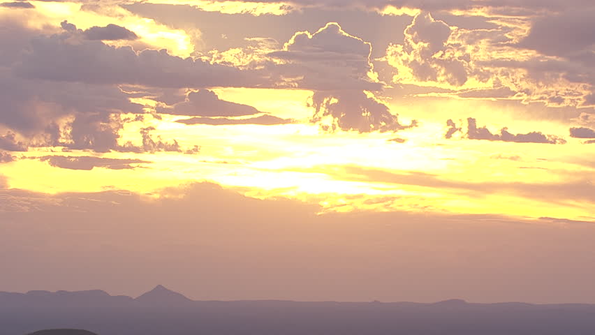Golden sky and the horizon in a dramatic sunset