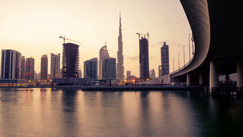 Dubai - Day to Night Time Lapse