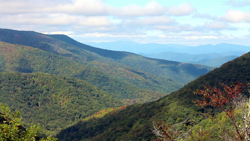 Hints of autumn along the Blue Ridge Parkway in North Carolina