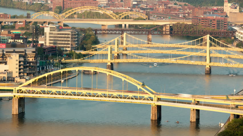 (Time-lapse) Traffic crosses the Allegheny River bridges between the north shore and downtown Pittsburgh, Pennsylvania.