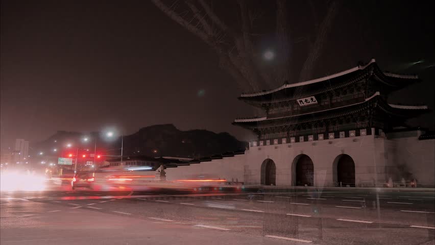 Korean castle car traffic