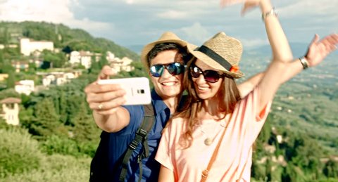 Cute Young Tourist Couple Taking Selfie Nature Landscape Outdoors Countryside Europe 庫存影片