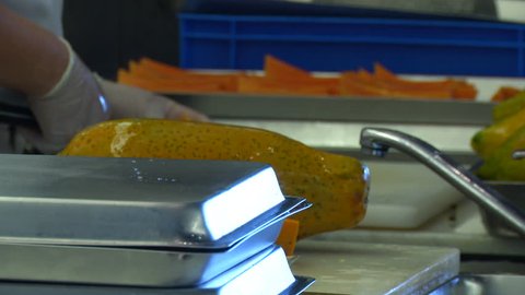 Cutting a Papaya