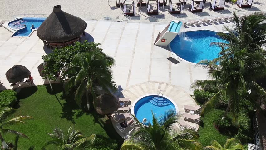 Luxury hotel with a swimming pool in Cancun, Mexico
